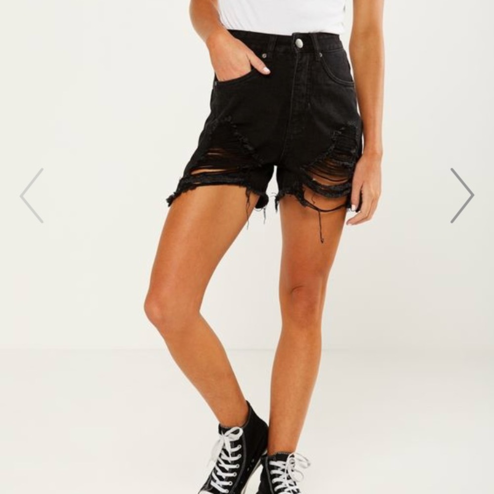 Cotton on high waist distressed denim short